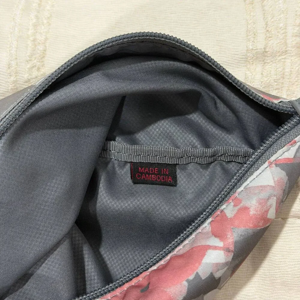 TUMI Floral Nylon Cosmetic Travel Pouch Gray Pink Zip Organizer 10